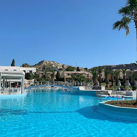 Atlantica Club Porto Szálloda 4*