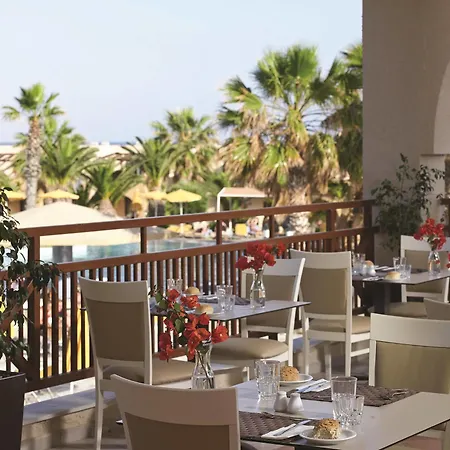 Atlantica Club Porto Hotel 4*