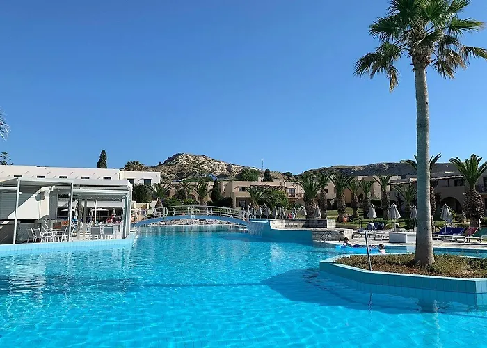 Atlantica Club Porto Hotel 4*